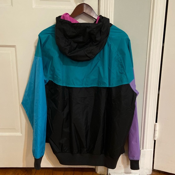 Nike Jacket - Picture 2 of 3